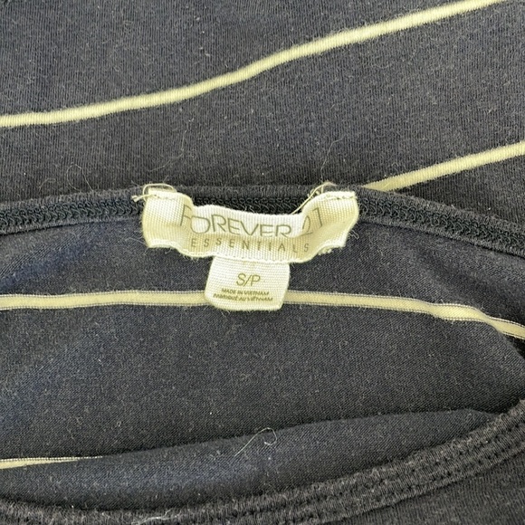 Forever 21 Women’s Navy & White Striped Tank Top w/ Spaghetti Straps - Small - Picture 3 of 4